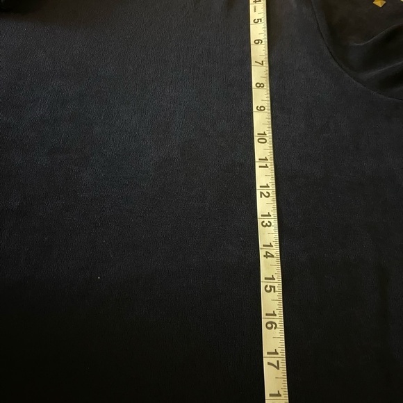 Chico’s Travelers Midnight Blue Top Studs Slinky Scoop Neck Size 2 Medium 12 - Picture 9 of 10